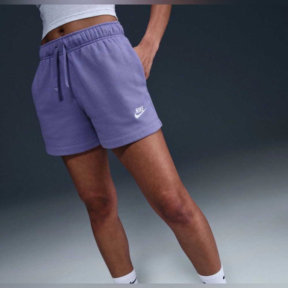 ‼️SOLD OUT‼️Nike Sportswear Club Fleece Mid Rise Shorts